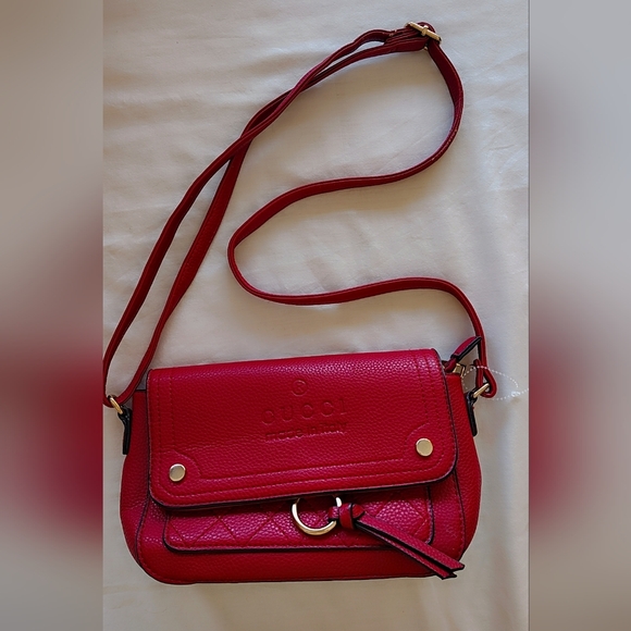 ❤️𝐕𝐢𝐛𝐫𝐚𝐧𝐭 𝐂𝐫𝐢𝐦𝐬𝐨𝐧 𝐐𝐮𝐢𝐥𝐭𝐞𝐝 𝐂𝐫𝐨𝐬𝐬𝐛𝐨𝐝𝐲 𝐁𝐚𝐠 - Picture 2 of 16